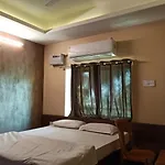 Capital O 84484 Hotel President