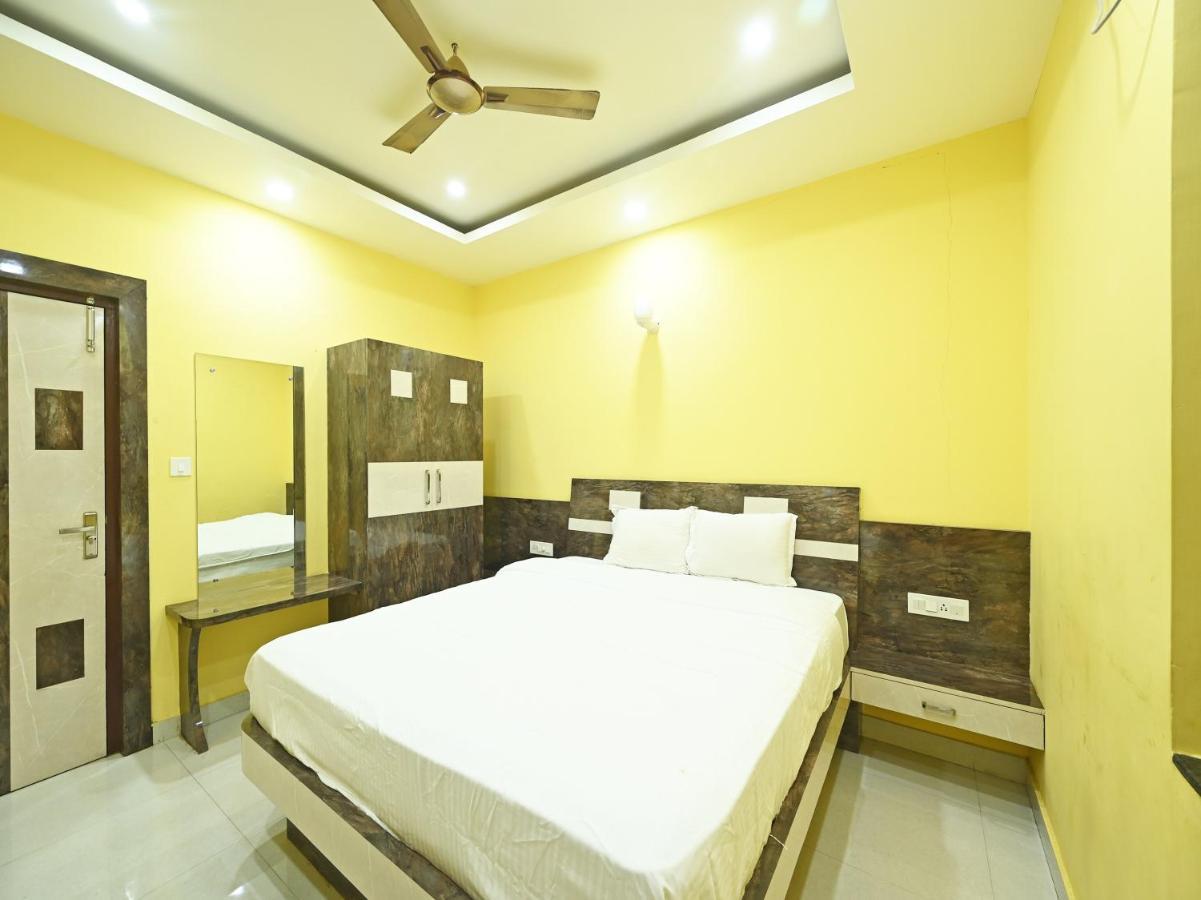 Capital O 84484 Hotel President Puri
